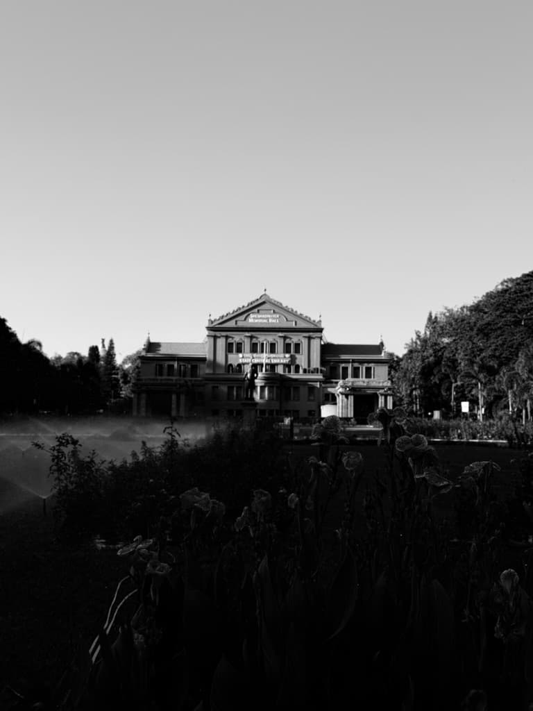 Cubbon Park Library